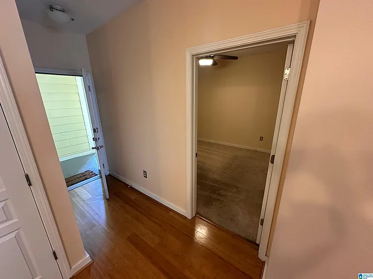 2020 5th Ave S #340 — Photo 24