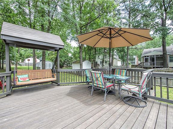 4th image of 4706 Croft Cir
