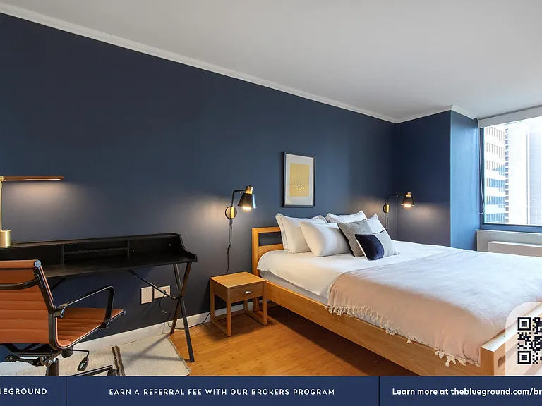 235 W 48th St #39C — Photo 8