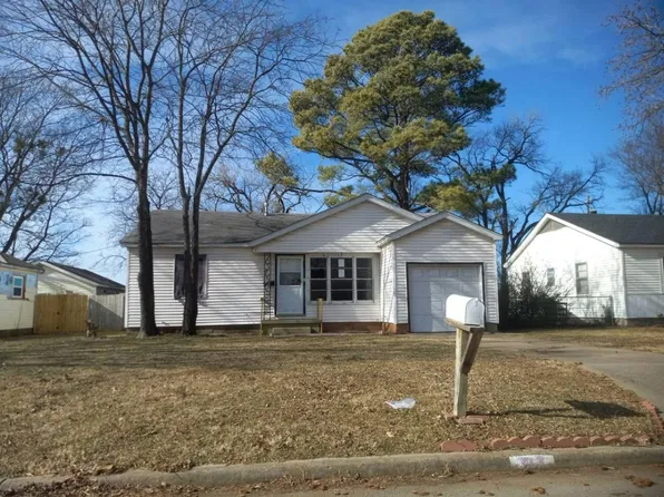 313 S Hamilton Ave, Dewey, OK 74029