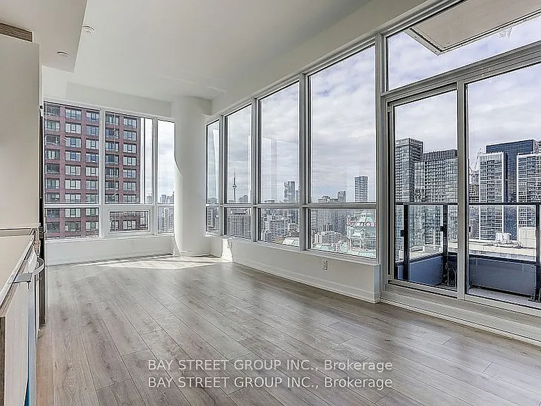 395 Bloor St E #2802 — Photo 5