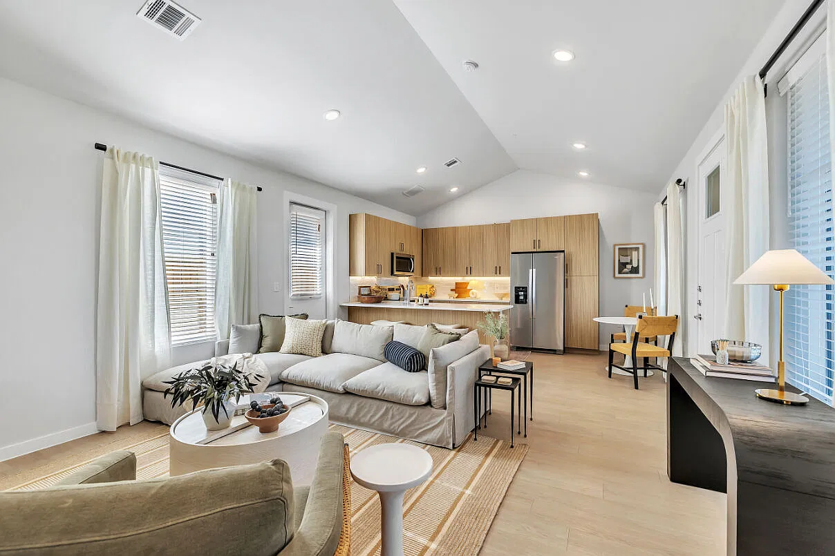 Greenway Village at the Link — Photo 4