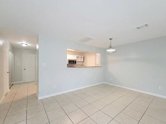 5th image of 3005 La Estancia Ln