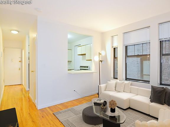 2nd image of 3117 Broadway APT 26