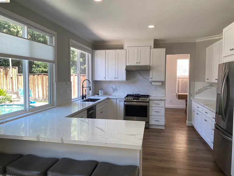1417 Solana Dr — Photo 7
