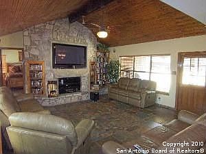 3rd image of 28521 Clydesdale Cir