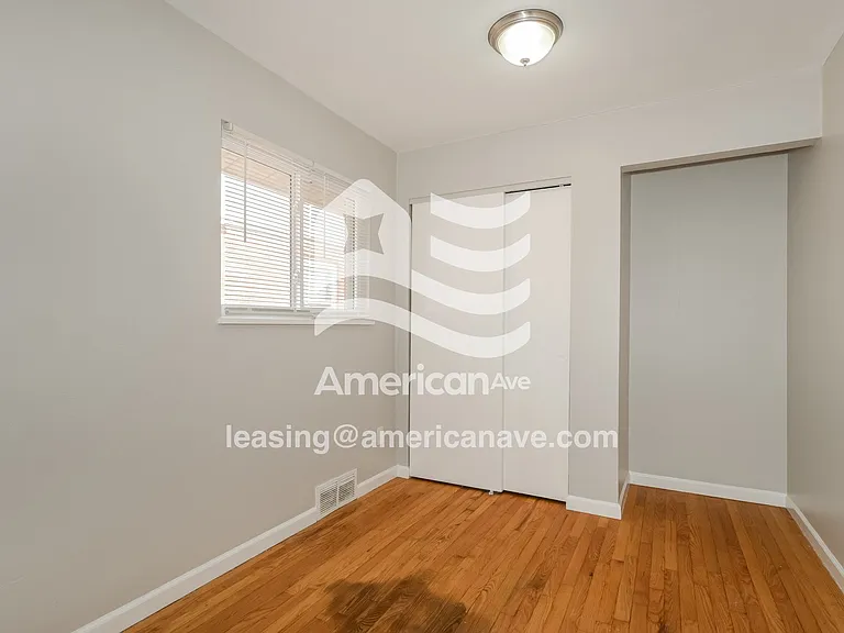 113279_009_wm_-_bedroom_13567808.jpg