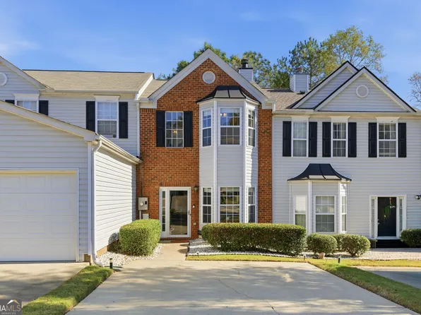 4828 Timber Hills Dr, Oakwood, GA 30566