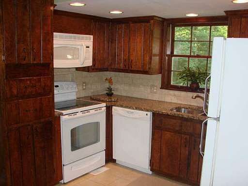 5th image of 1847 Beaver Dam Ln NE