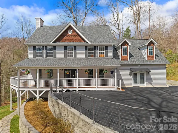 36 Ivy Cove Rd, Fairview, NC 28730