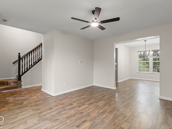 3rd image of 6552 Amherst Way