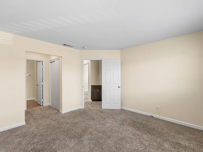 1648 Cactus Dr #D — Photo 21