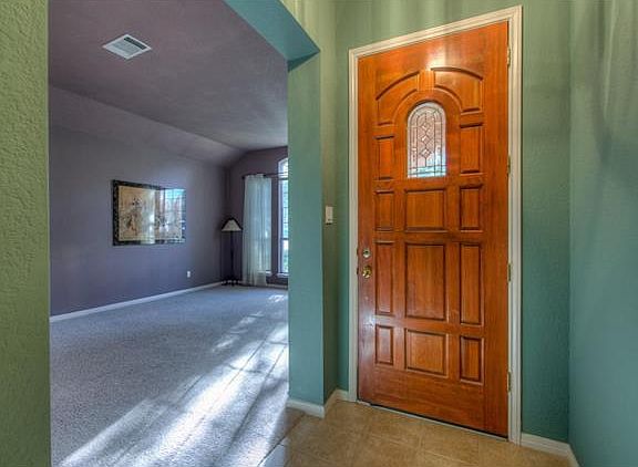 3rd image of 6318 Clairmont Dr
