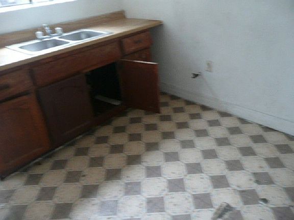 3rd image of 1126 Ravenna Ave