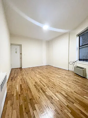 Rented by Corcoran | media 8