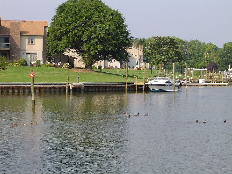 Waterfront Property on the Elizabeth River (view from water).