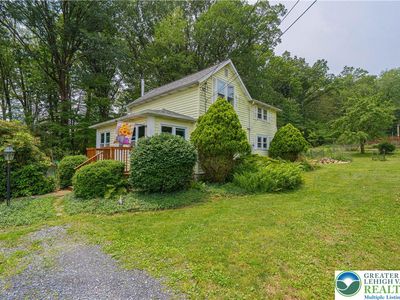 636 School Rd, Nazareth, PA, 18064