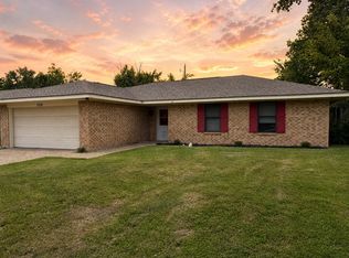 208 Gladstone St, Corsicana, TX 75110