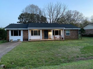 1601 W Iowa St, Beebe, AR 72012