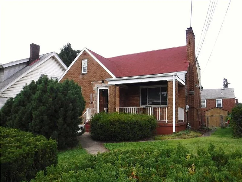 1237 Pocono St photo 1
