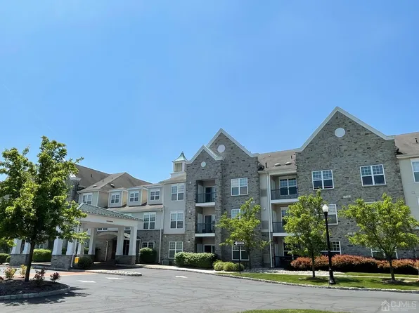 100 Middlesex Blvd APT 220, Plainsboro, NJ 08536