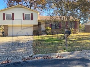 33 Houston Dr, Sherwood, AR 72120