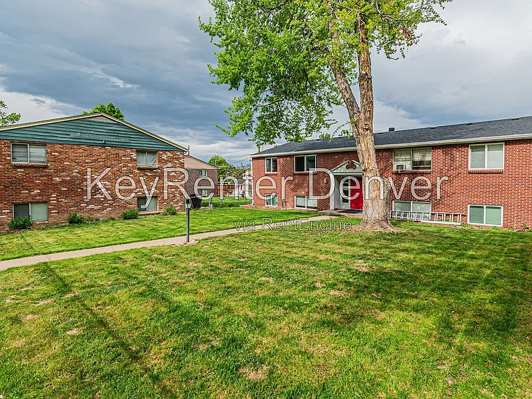 2356 S Linden Ct #B — Photo 1