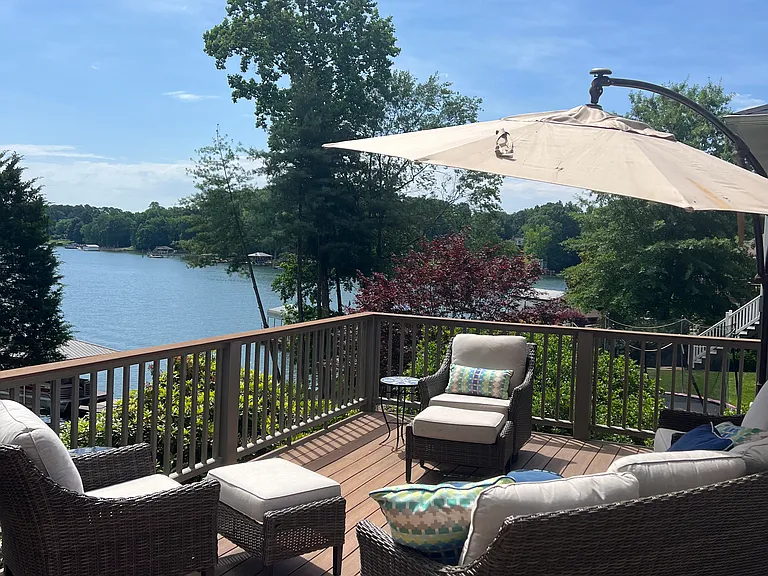 8010 Lakeview Dr — Photo 20