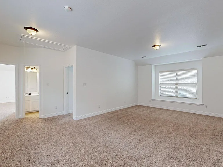 712 Davinci Ct — Photo 17