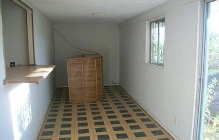 5th image of 2908 Falcon Dr
