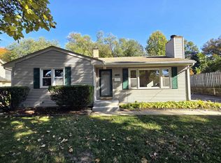1820 Eastmoreland Ave, Rockford, IL 61108