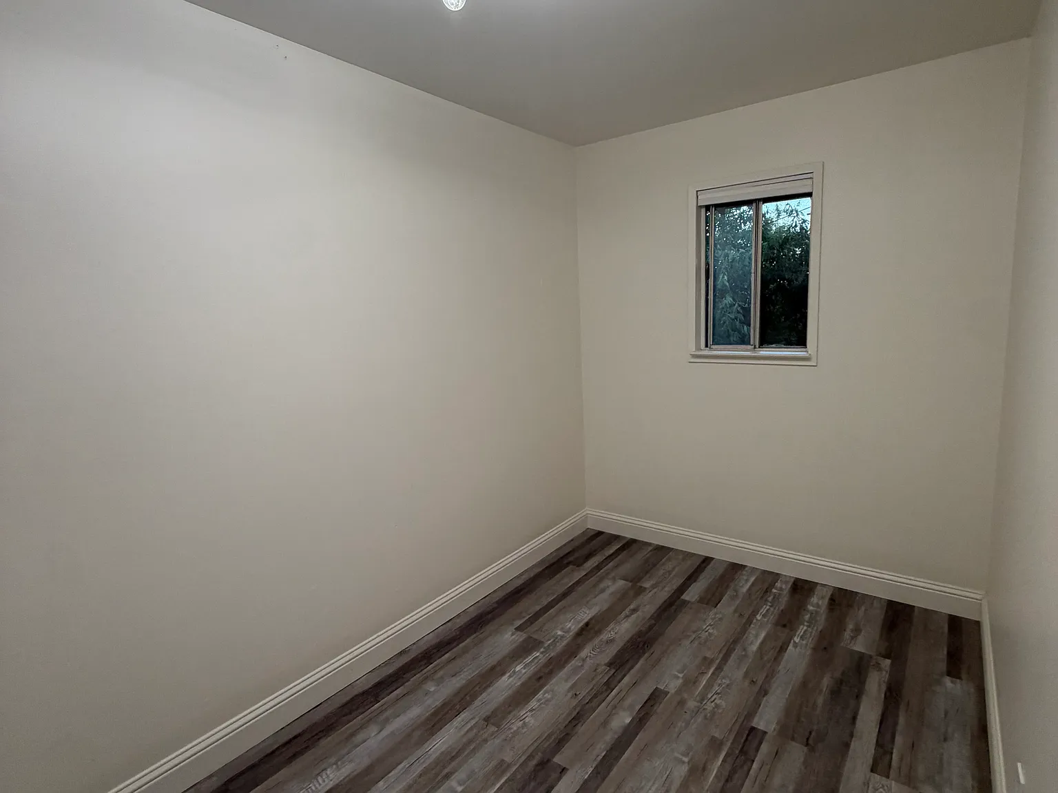 2 bed, 990 sqft, $2,600 — Photo 4