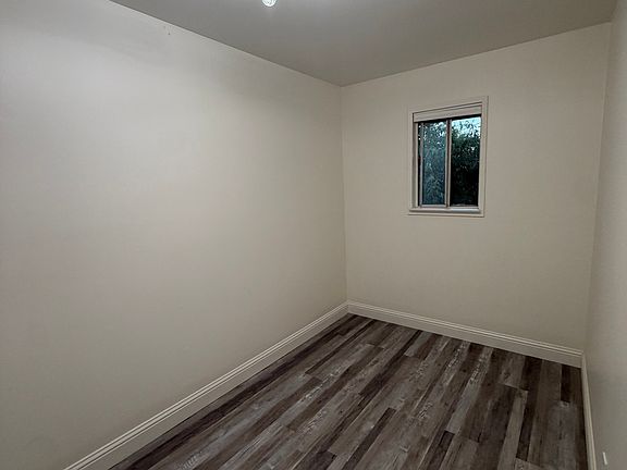 4th image of 3270 Montecito Ave #C