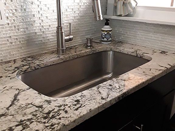 4th image of 817 Sandpiper Ln