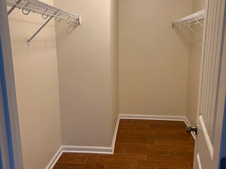 523 Ashbrook Pl — Photo 8