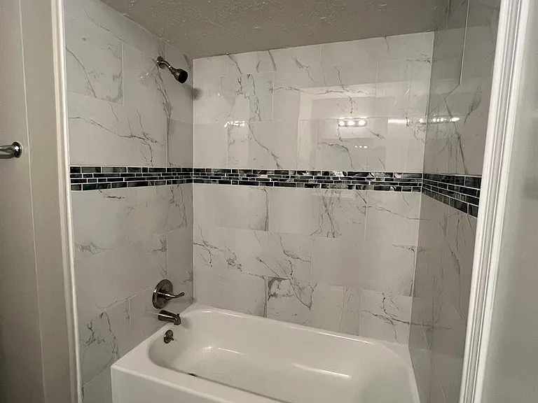 1 Esquiline Ct #1 ESQUILINE CT — Photo 14