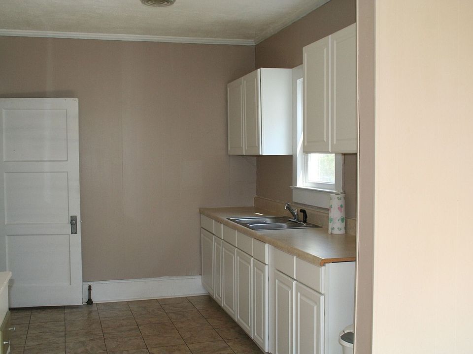 2nd image of 116 Cochran Block