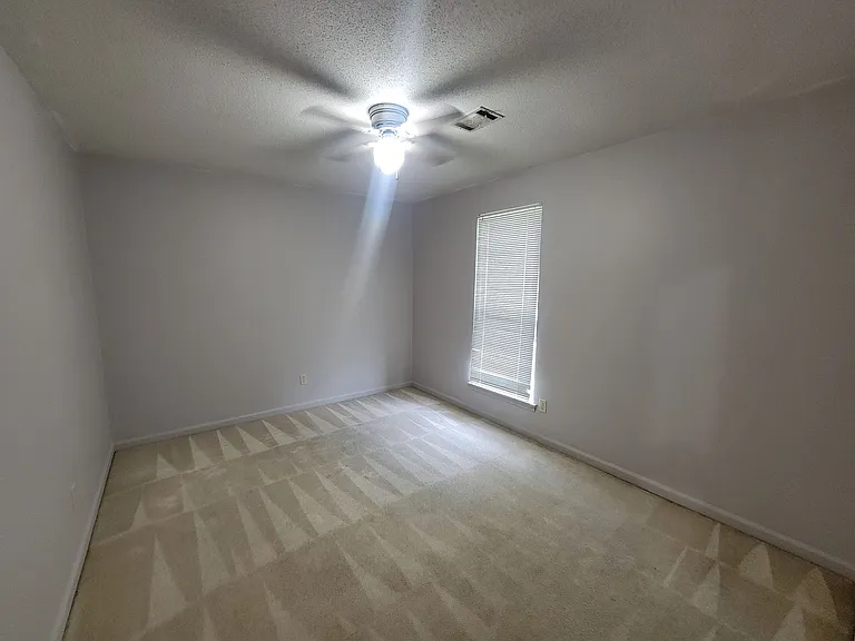 3737 Woodcock Dr — Photo 19