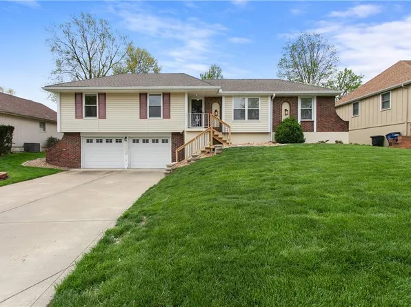 18605 E 27th Ter S, Independence, MO 64057