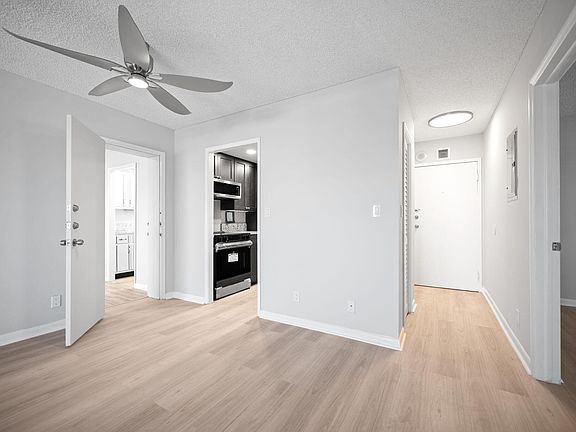 3rd image of 900 NE 18th Avenue #1407