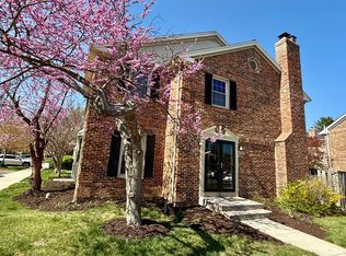 8274 Clifton Farm Ct, Alexandria, VA 22306
