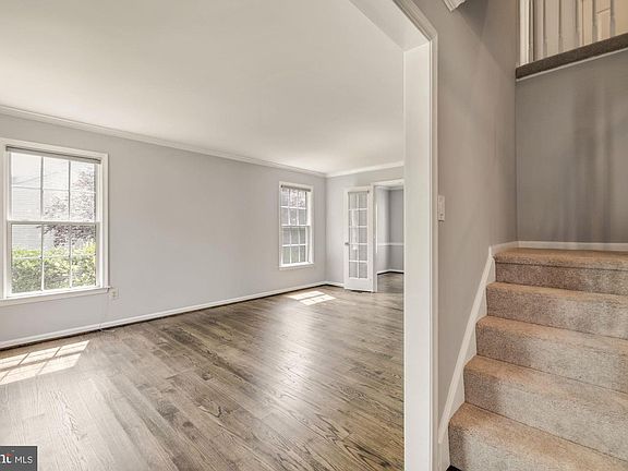 3rd image of 15202 Briarcliff Manor Way