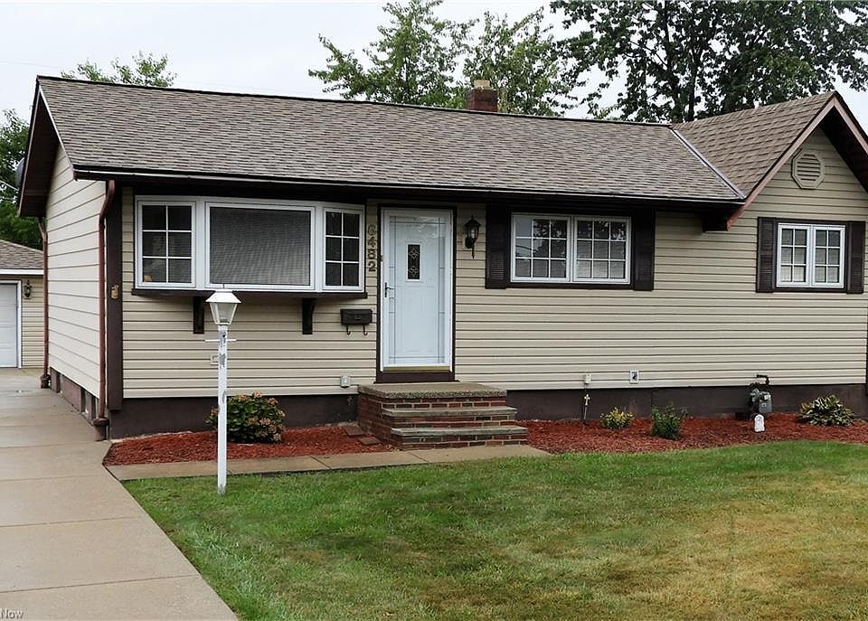 1st image of 6482 Sandhurst Dr
