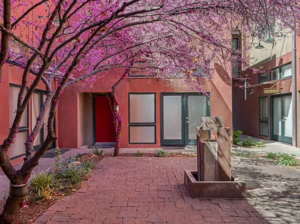 1190 Harrison Rd #4, Santa Fe, NM 87507