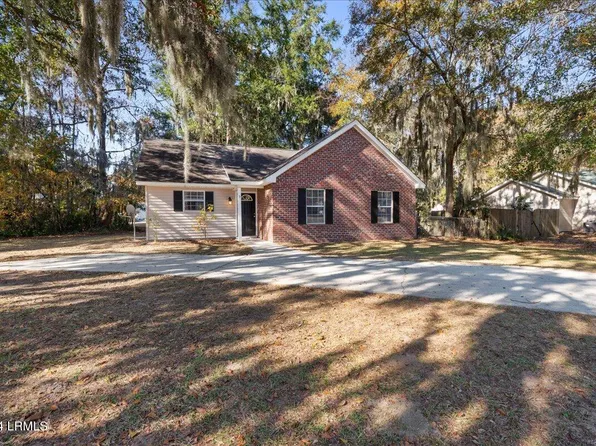 5 Humbolt Cir, Beaufort, SC 29907