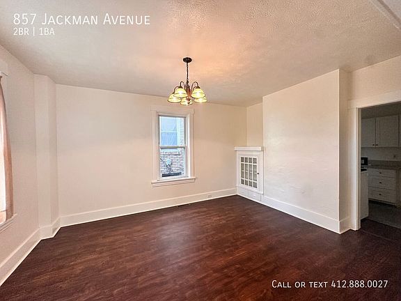 4th image of 857 Jackman Ave