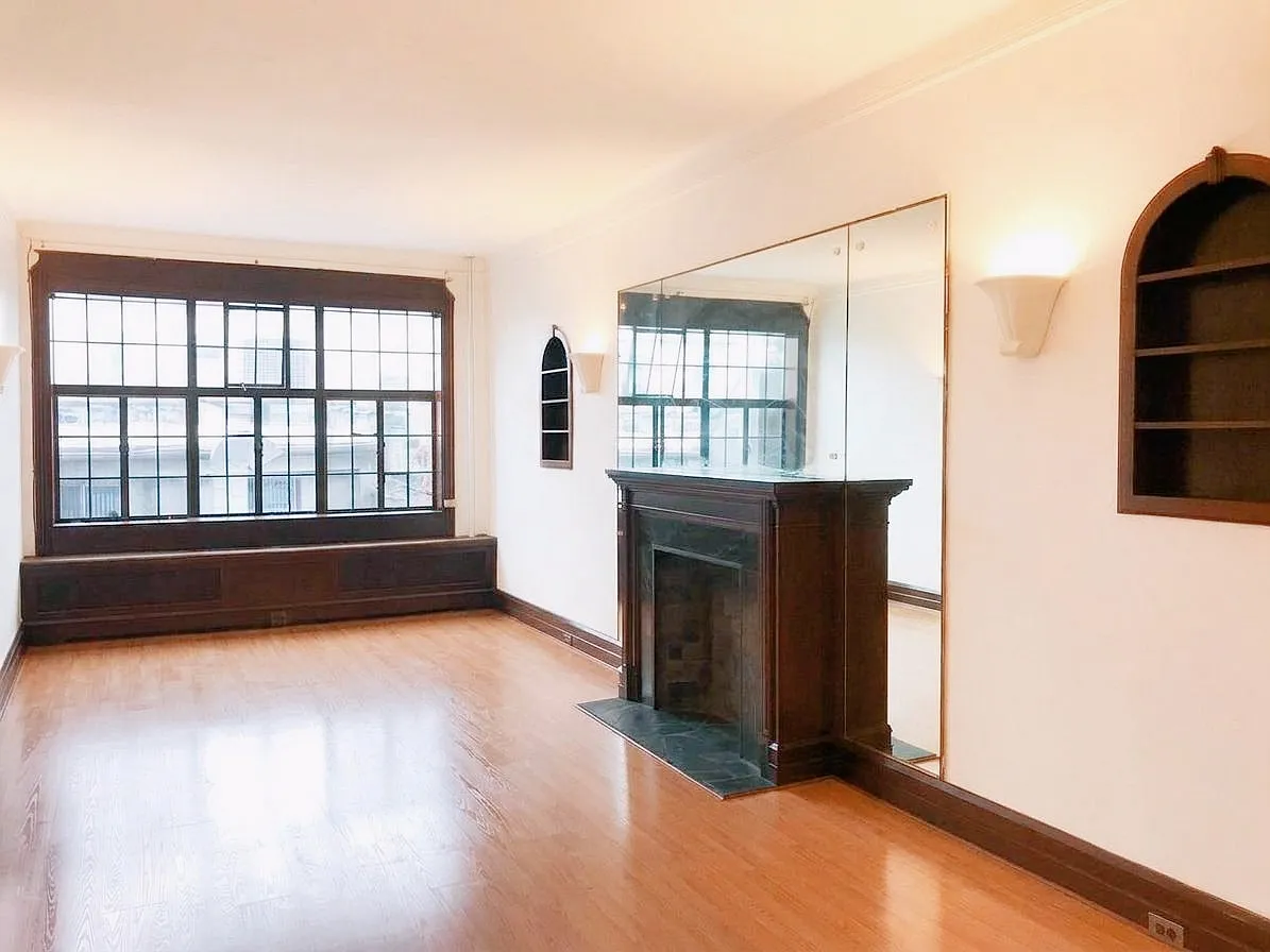 2 bed, 1100 sqft, $3,300 — Photo 3