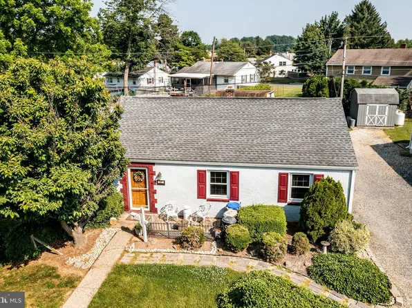 67 Florence Ave, Aston, PA 19014
