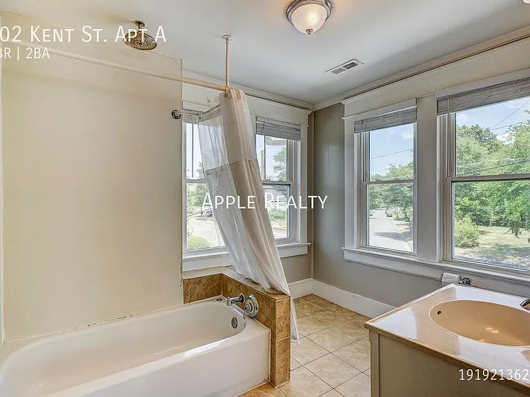 802 Kent St #A — Photo 18