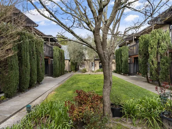 421 West Street, Sebastopol, CA 95472